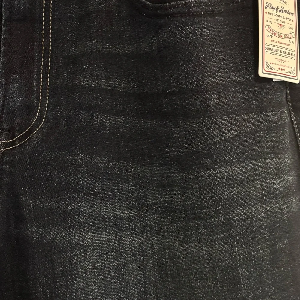 NWT Flag & Anthem Nashville Straight Jeans, size 35 X 32